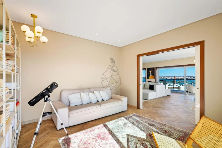 Apartamento T3 para Venda em Portimão Foto 9