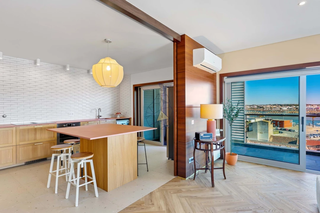 Apartamento T3 para Venda em Portimão Foto 7