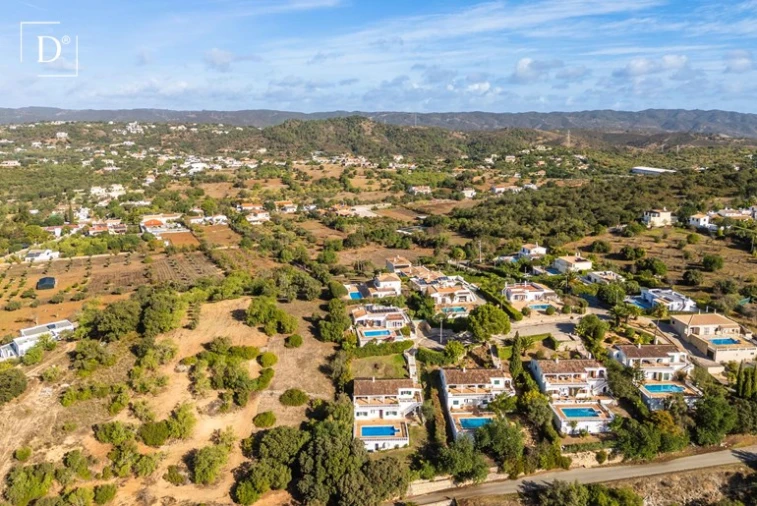 Moradia T3 para Venda em São Brás de Alportel Foto 25