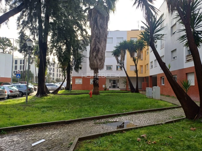 Apartamento T3 para Arrendamento em Azeitão (São Lourenço e São Simão) Foto 17