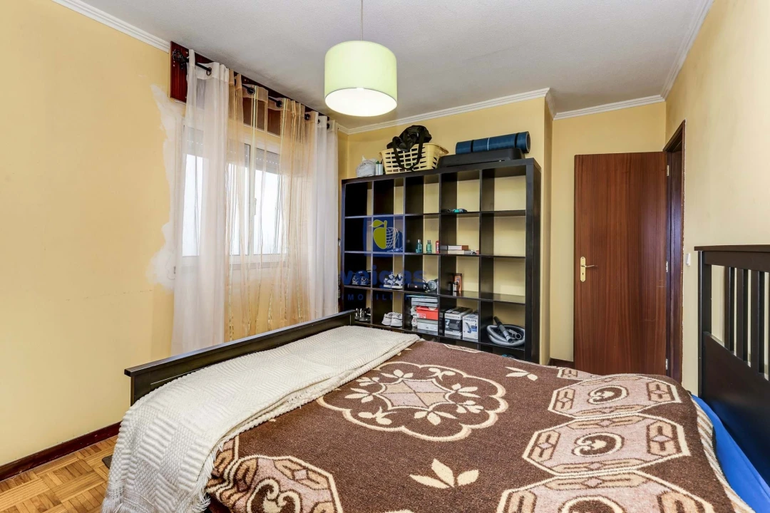 Apartamento T3 para Venda em Santo António dos Cavaleiros e Frielas Foto 22