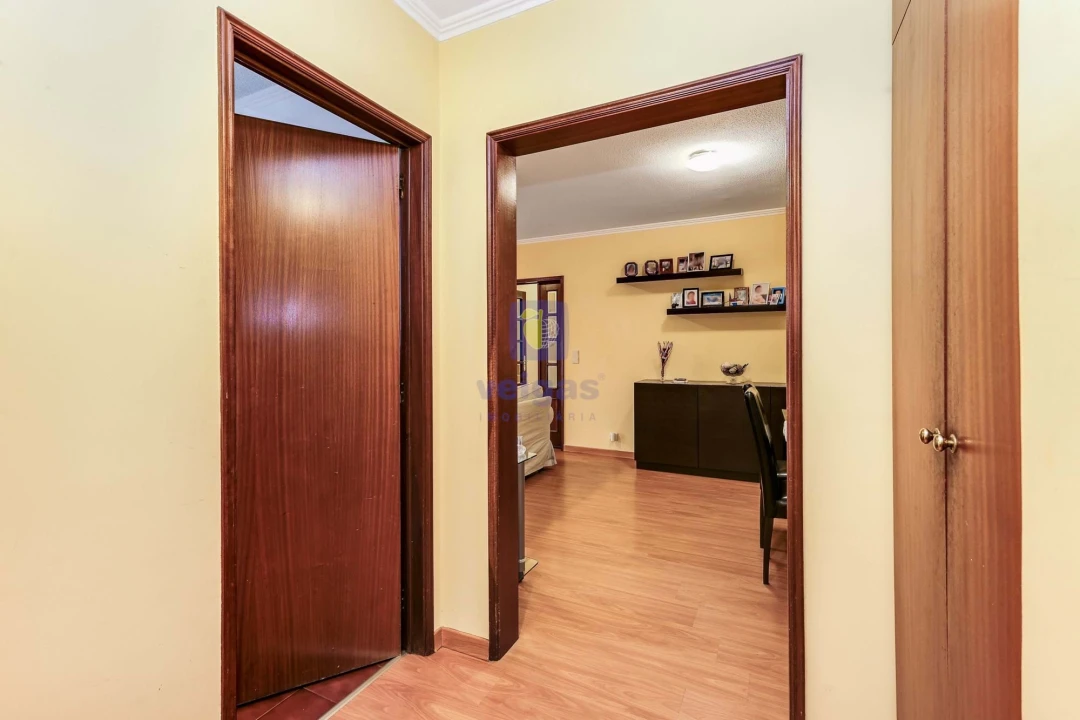 Apartamento T3 para Venda em Santo António dos Cavaleiros e Frielas Foto 15