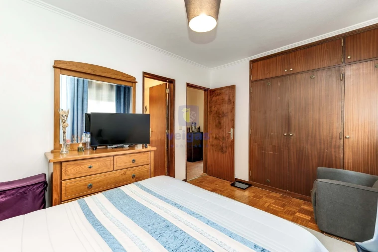 Apartamento T3 para Venda em Santo António dos Cavaleiros e Frielas Foto 24