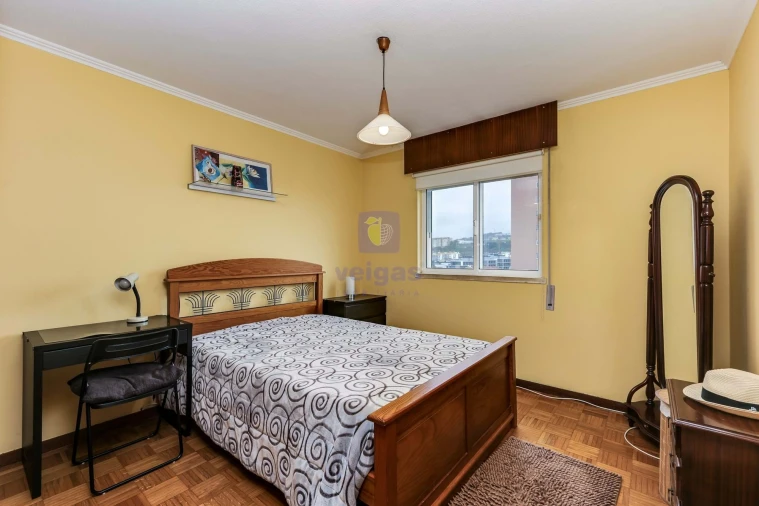 Apartamento T3 para Venda em Santo António dos Cavaleiros e Frielas Foto 19