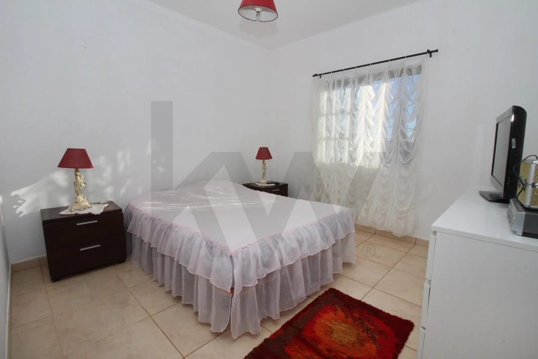 Moradia T4 para Venda em São Silvestre Foto 18