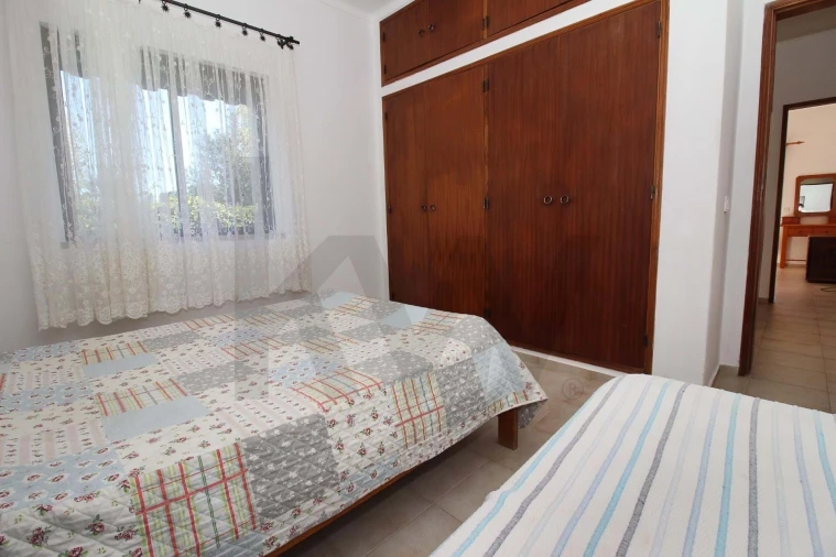 Moradia T4 para Venda em São Silvestre Foto 16