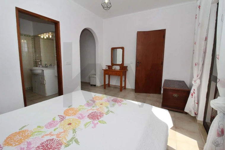 Moradia T4 para Venda em São Silvestre Foto 12