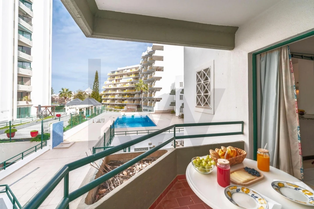 Apartamento T1 para Venda em Quarteira Foto 15