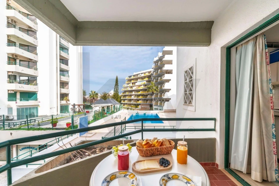 Apartamento T1 para Venda em Quarteira Foto 1