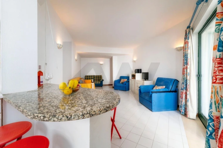 Apartamento T1 para Venda em Quarteira Foto 12