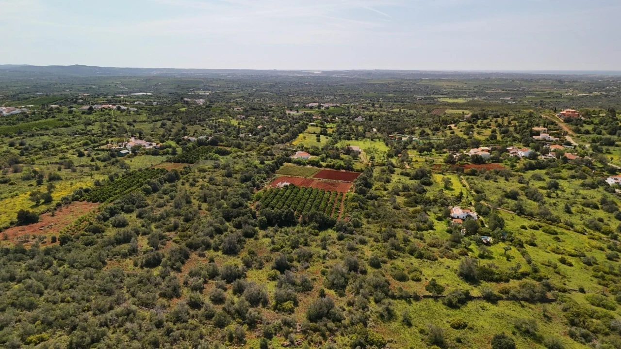 Terreno para Venda em São Bartolomeu de Messines Foto 1