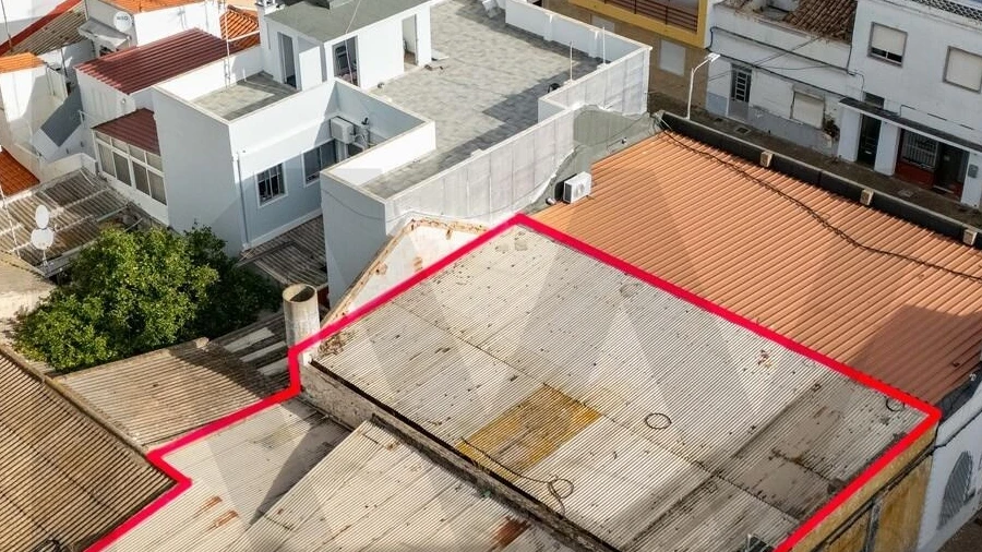 Armazém para Venda em Vila Real de Santo Antonio
