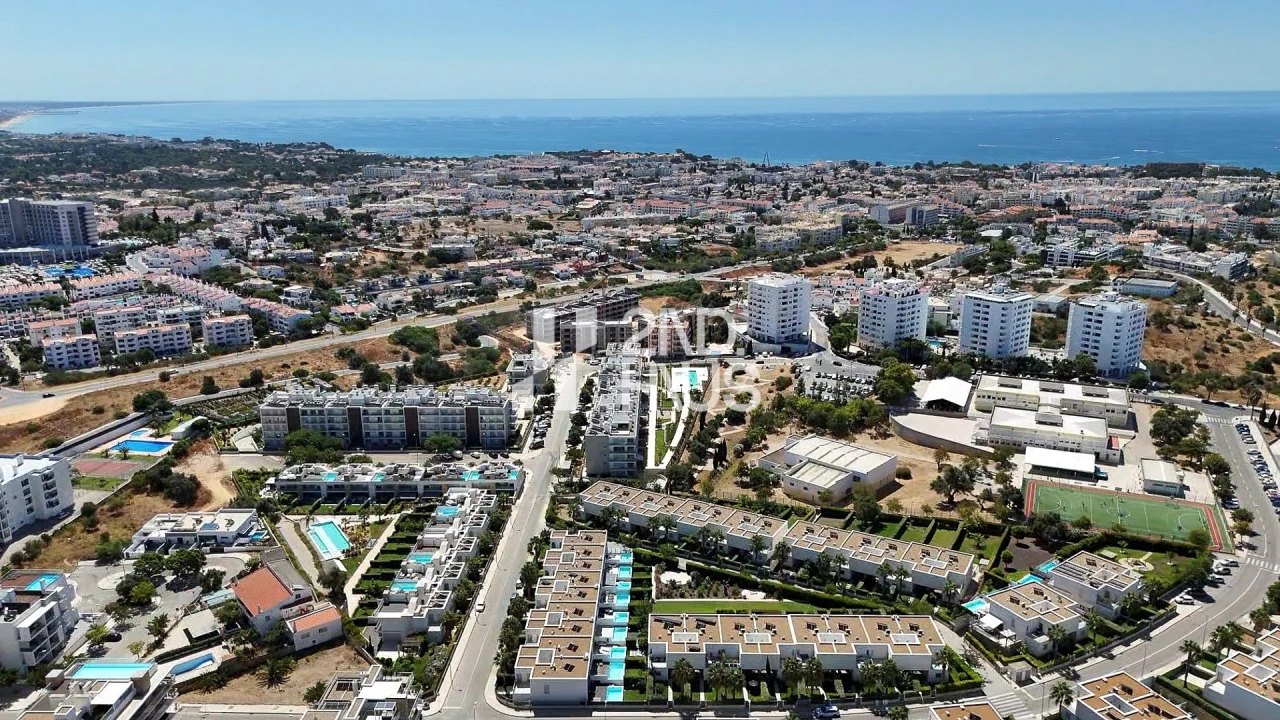 Moradia T3 para Venda em Albufeira e Olhos de Água Foto 2