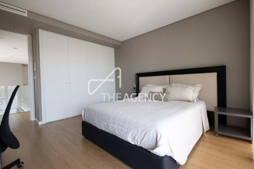 Moradia T4 para Arrendamento em Alcabideche Foto 19