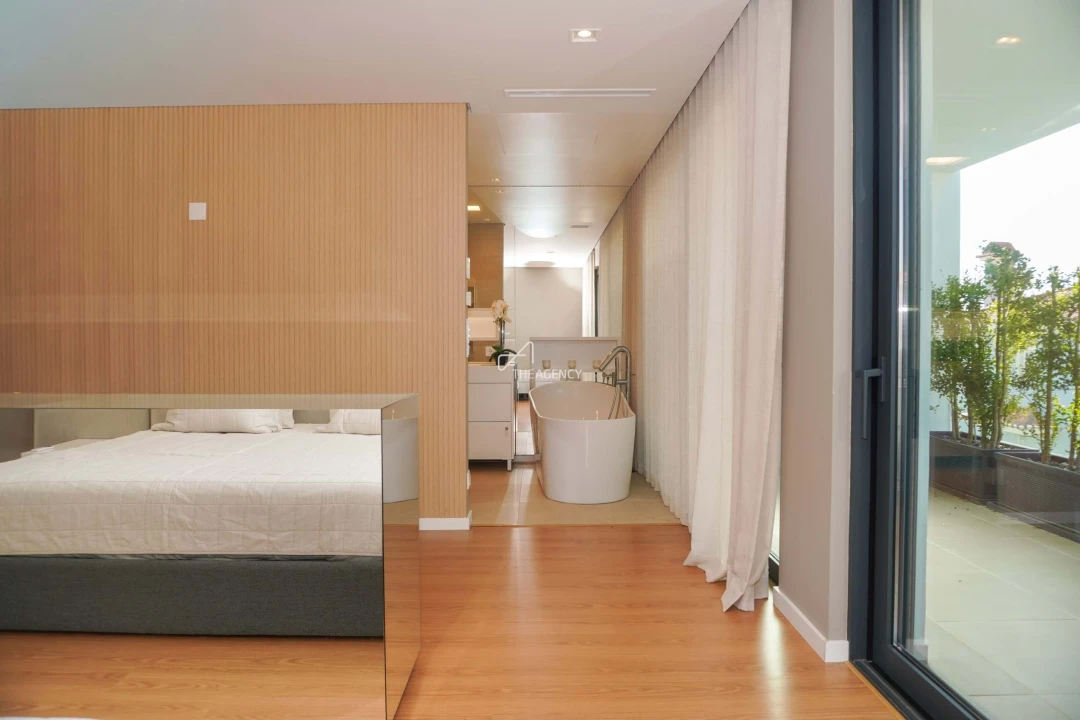 Moradia T4 para Arrendamento em Alcabideche Foto 7