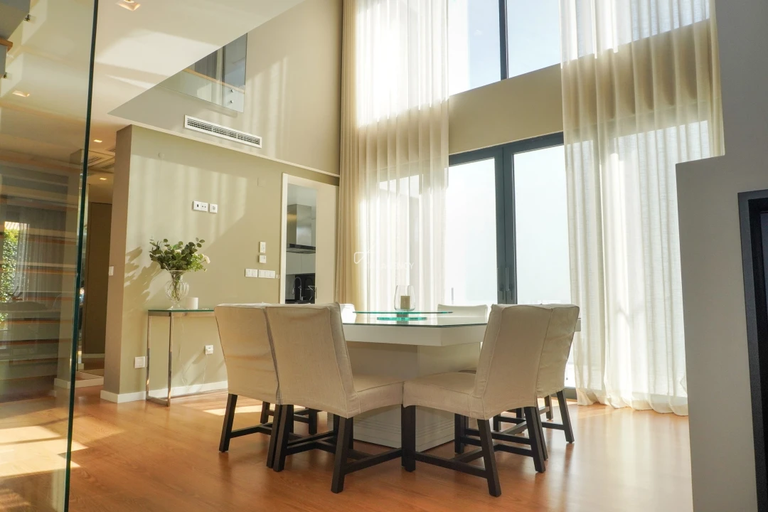 Moradia T4 para Arrendamento em Alcabideche Foto 37