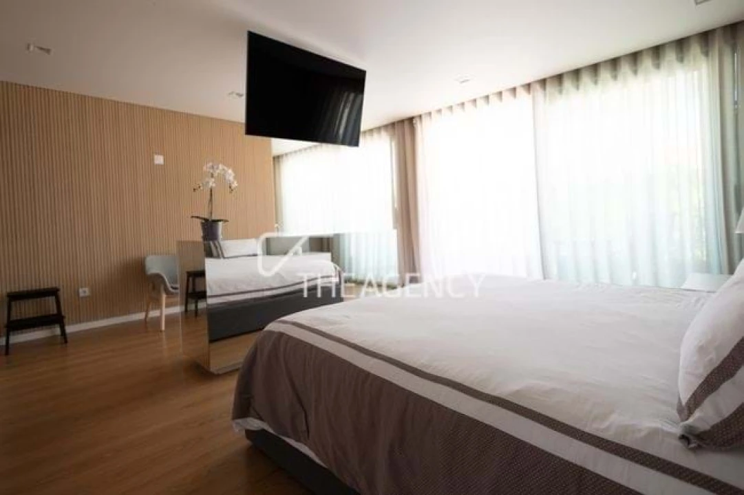 Moradia T4 para Arrendamento em Alcabideche Foto 25