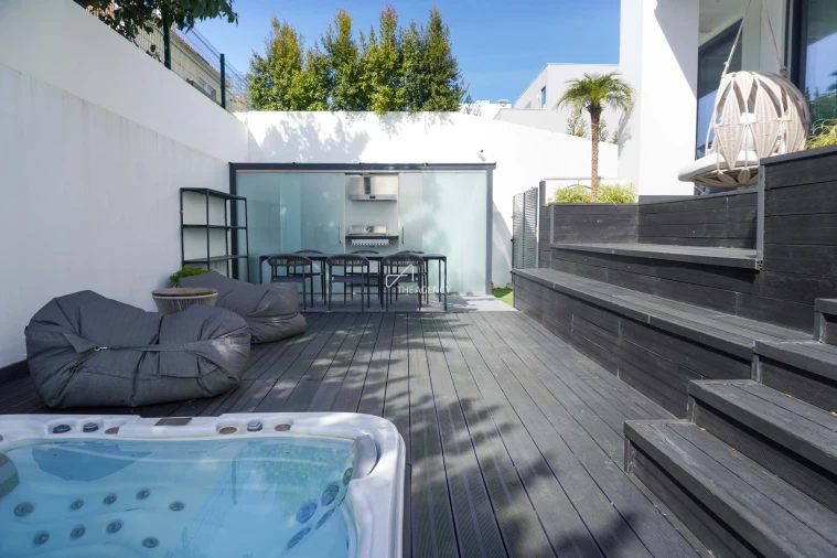 Moradia T4 para Arrendamento em Alcabideche Foto 53