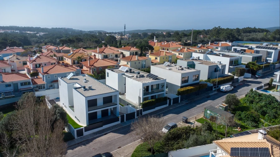 Moradia T4 para Arrendamento em Alcabideche Foto 56