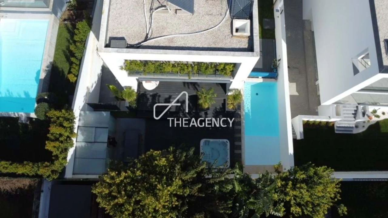 Moradia T4 para Arrendamento em Alcabideche Foto 5