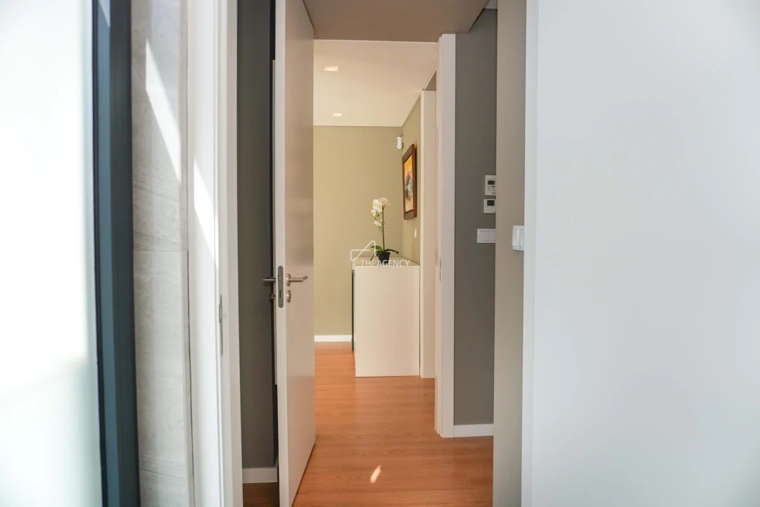 Moradia T4 para Arrendamento em Alcabideche Foto 26