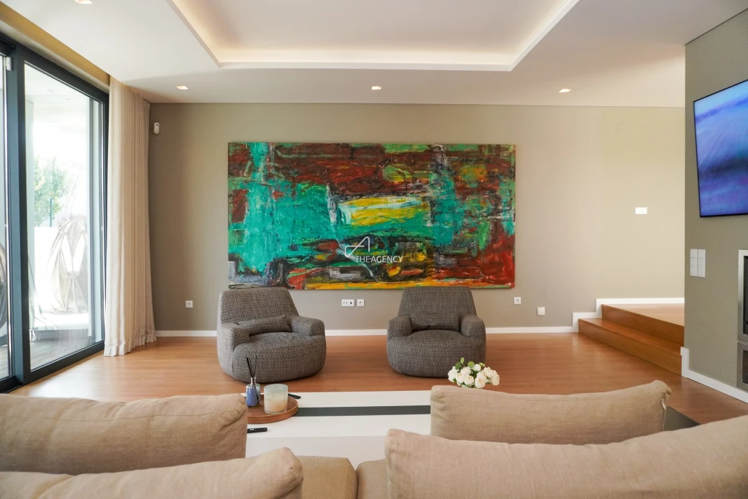 Moradia T4 para Arrendamento em Alcabideche Foto 31