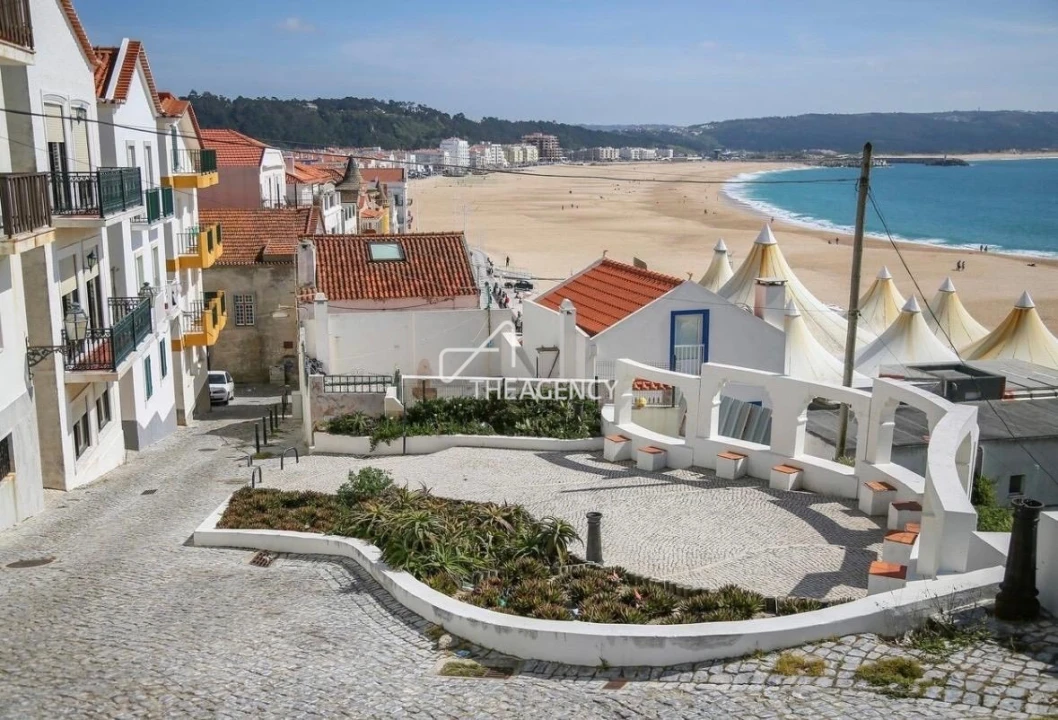 Apartamento T1 para Venda em Nazare Foto 9