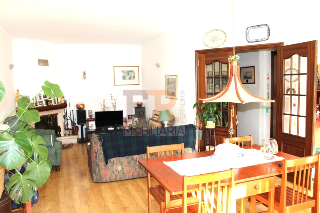 Apartamento T2 para Venda em Quinta do Anjo Foto 12