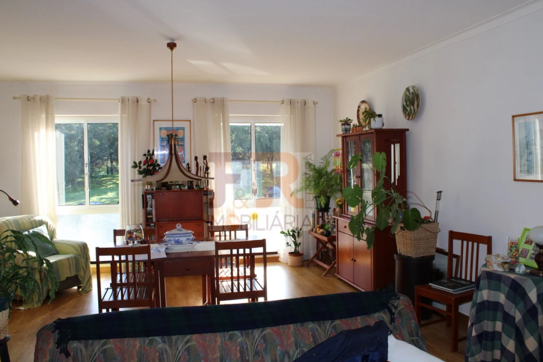 Apartamento T2 para Venda em Quinta do Anjo Foto 11