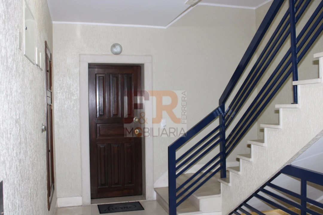 Apartamento T2 para Venda em Quinta do Anjo Foto 33