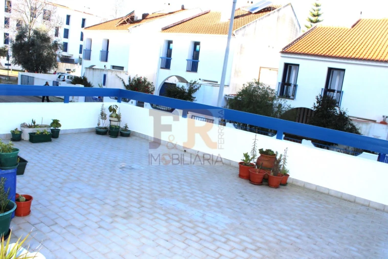 Apartamento T2 para Venda em Quinta do Anjo Foto 3