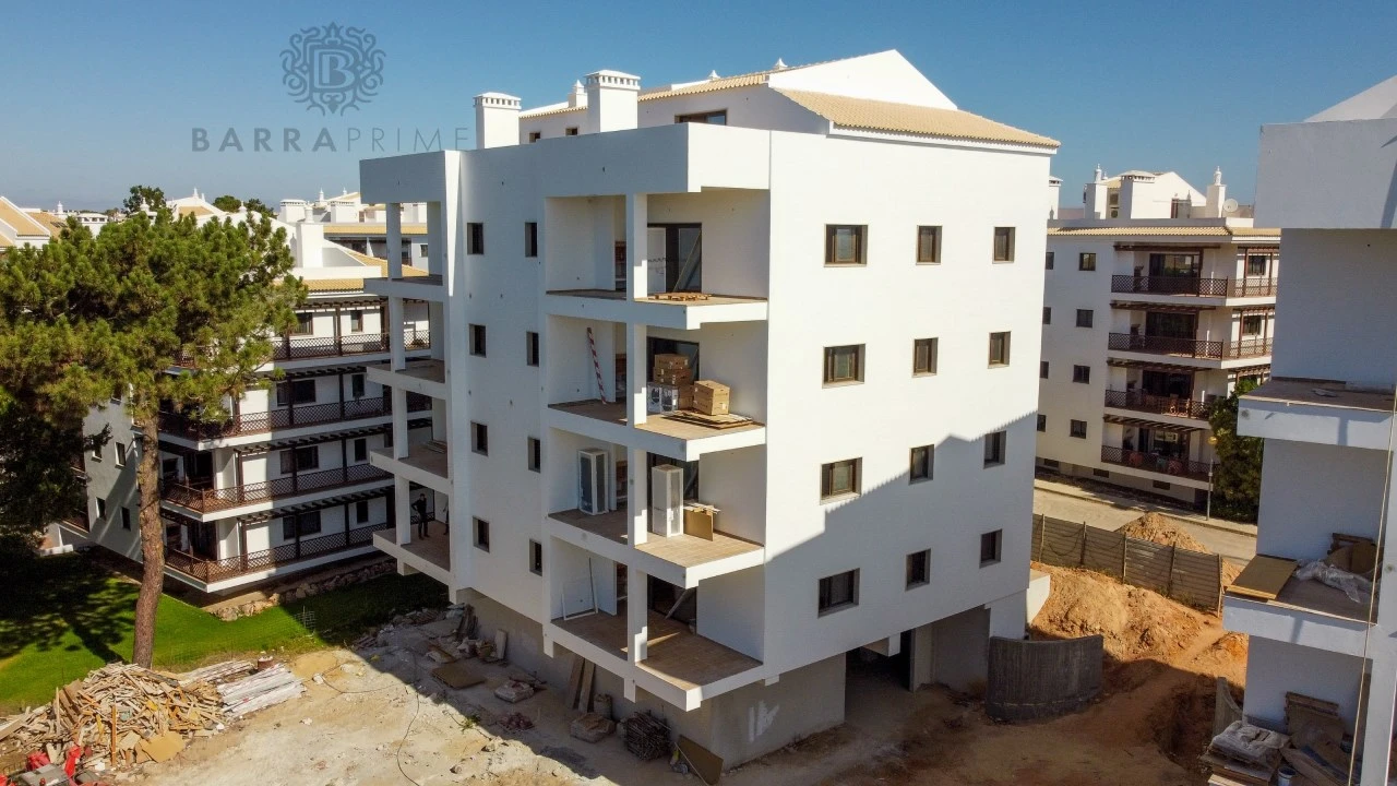 Apartamento T2 para Venda em Albufeira e Olhos de Água Foto 3