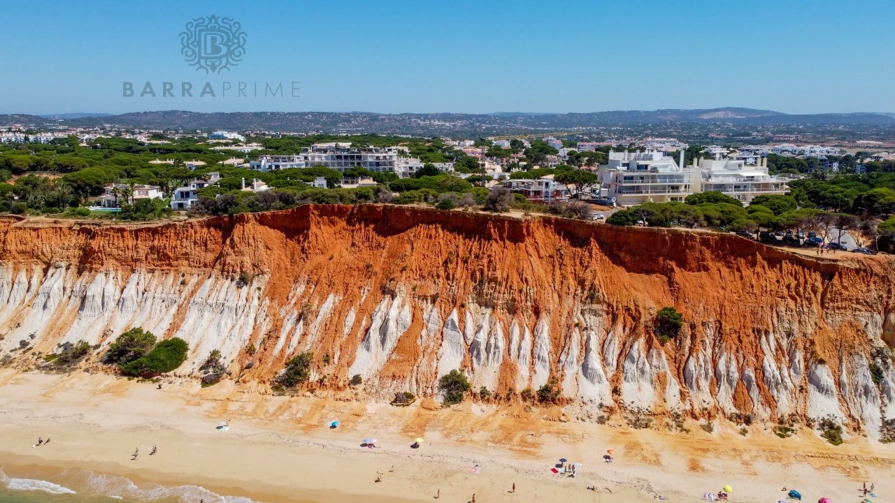 Apartamento T2 para Venda em Albufeira e Olhos de Água Foto 17