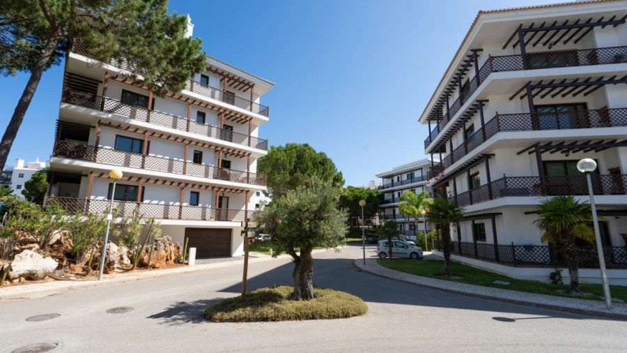 Apartamento T3 para Venda em Albufeira e Olhos de Água Foto 19