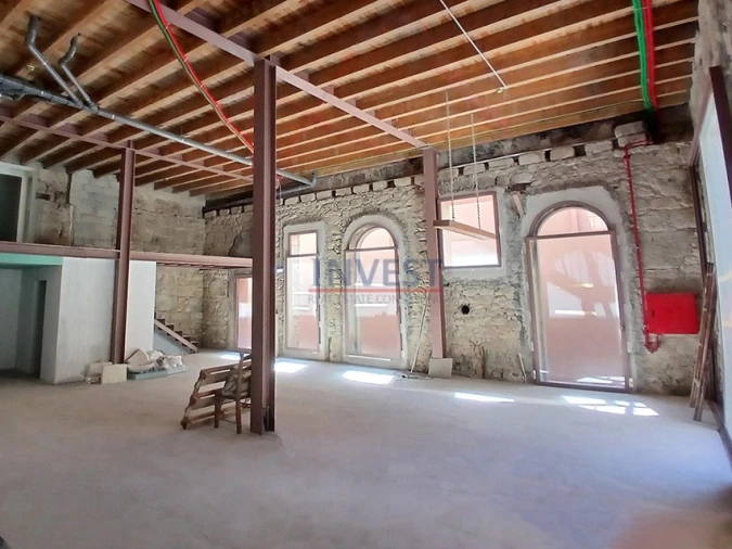 Escritório para Arrendamento em Cedofeita, Santo Ildefonso, Sé, Miragaia, São Nicolau e Vitória Foto 3