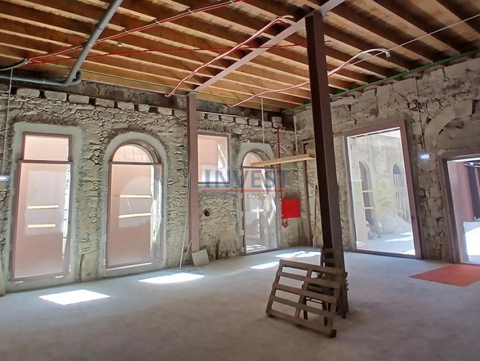 Escritório para Arrendamento em Cedofeita, Santo Ildefonso, Sé, Miragaia, São Nicolau e Vitória Foto 4