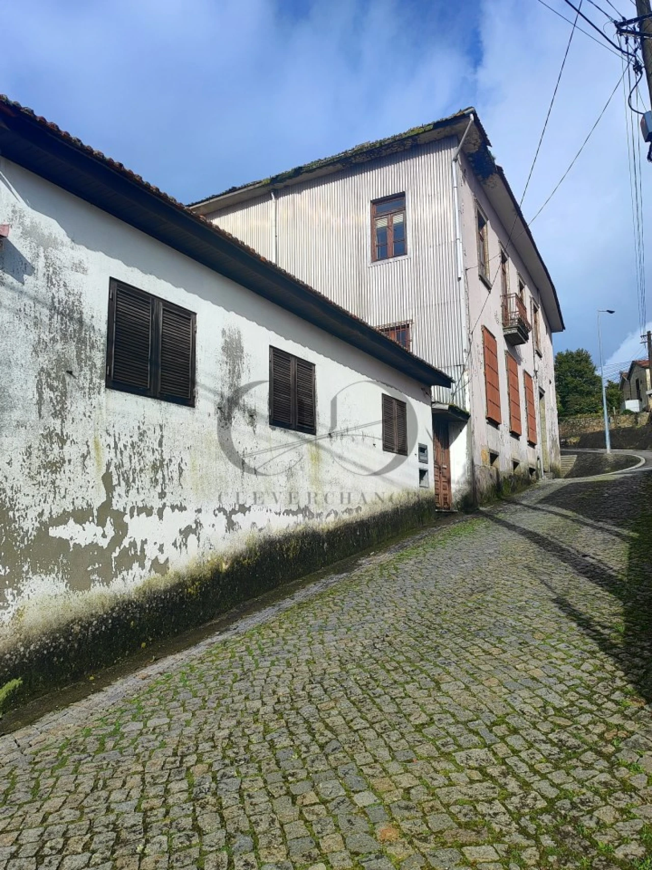 Moradia para Venda em Sandim, Olival, Lever e Crestuma Foto 2