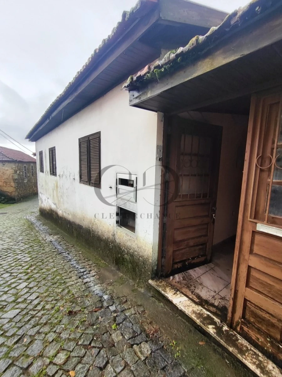 Moradia para Venda em Sandim, Olival, Lever e Crestuma Foto 3