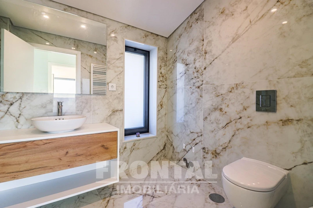 Apartamento T1 para Venda em Espinho Foto 11