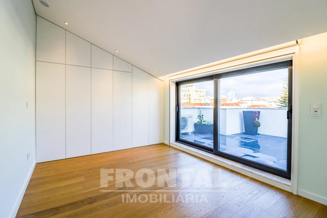 Apartamento T1 para Venda em Espinho Foto 7