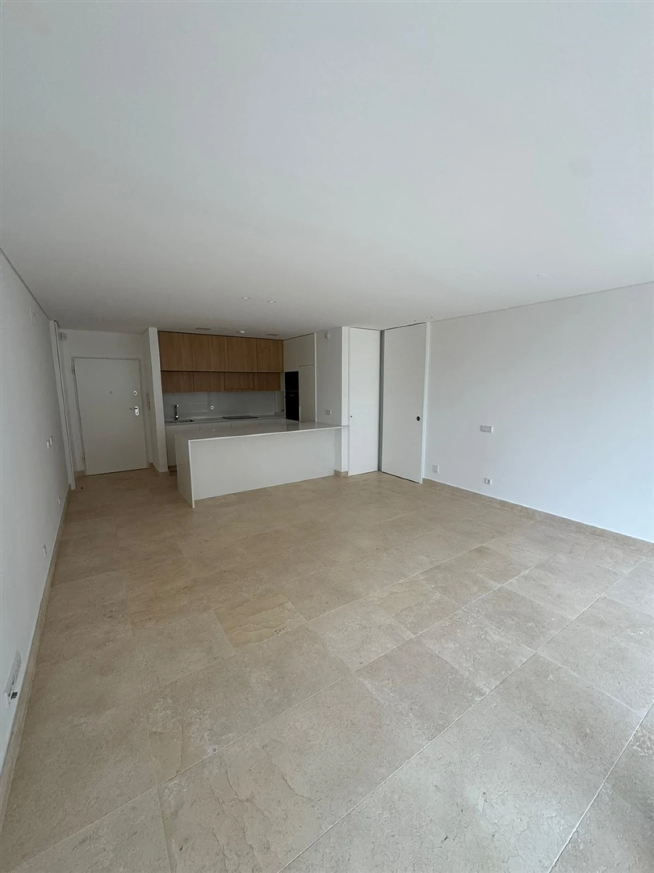 Apartamento T1 para Venda em Olhão Foto 2