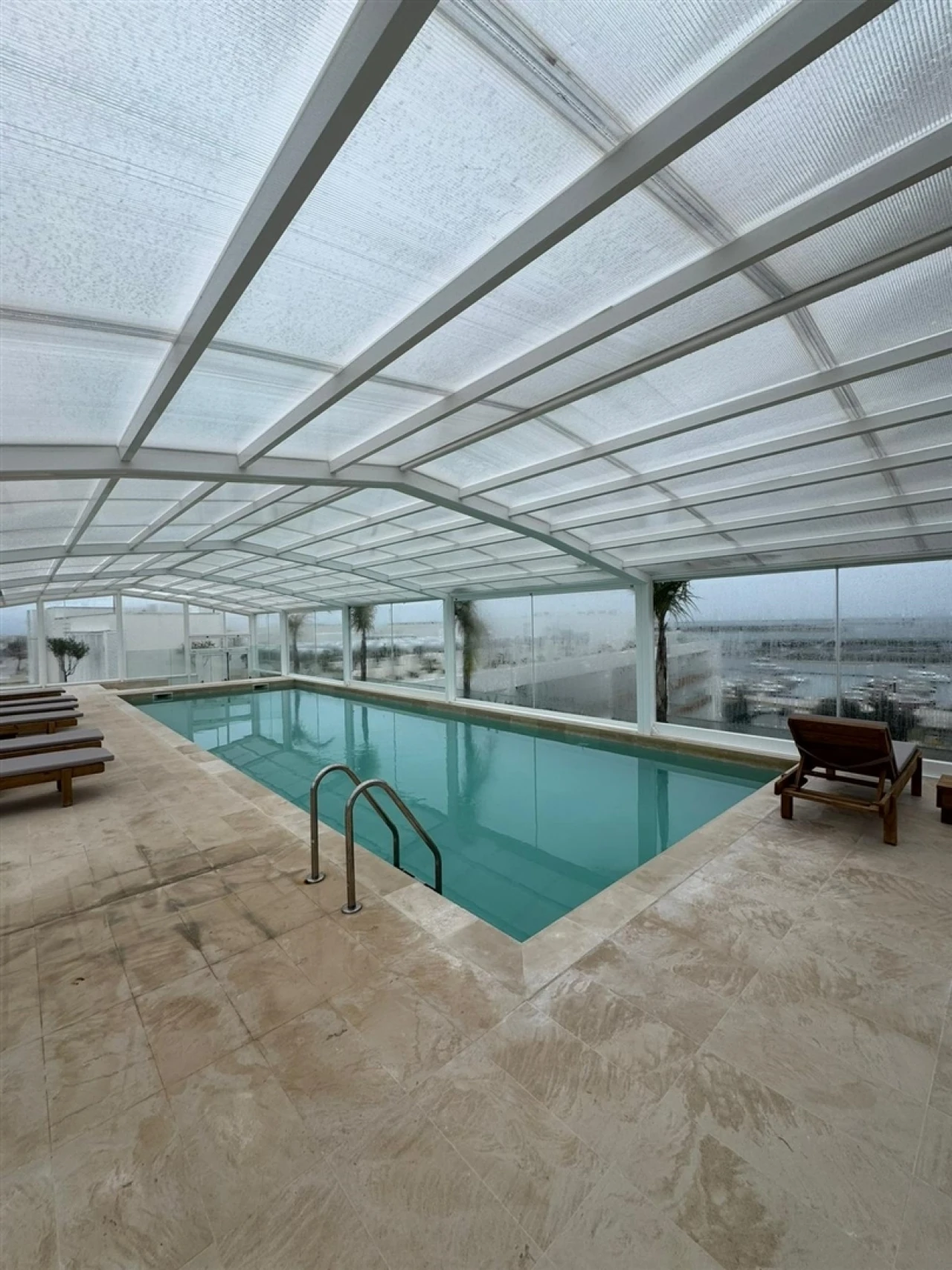 Apartamento T1 para Venda em Olhão Foto 13