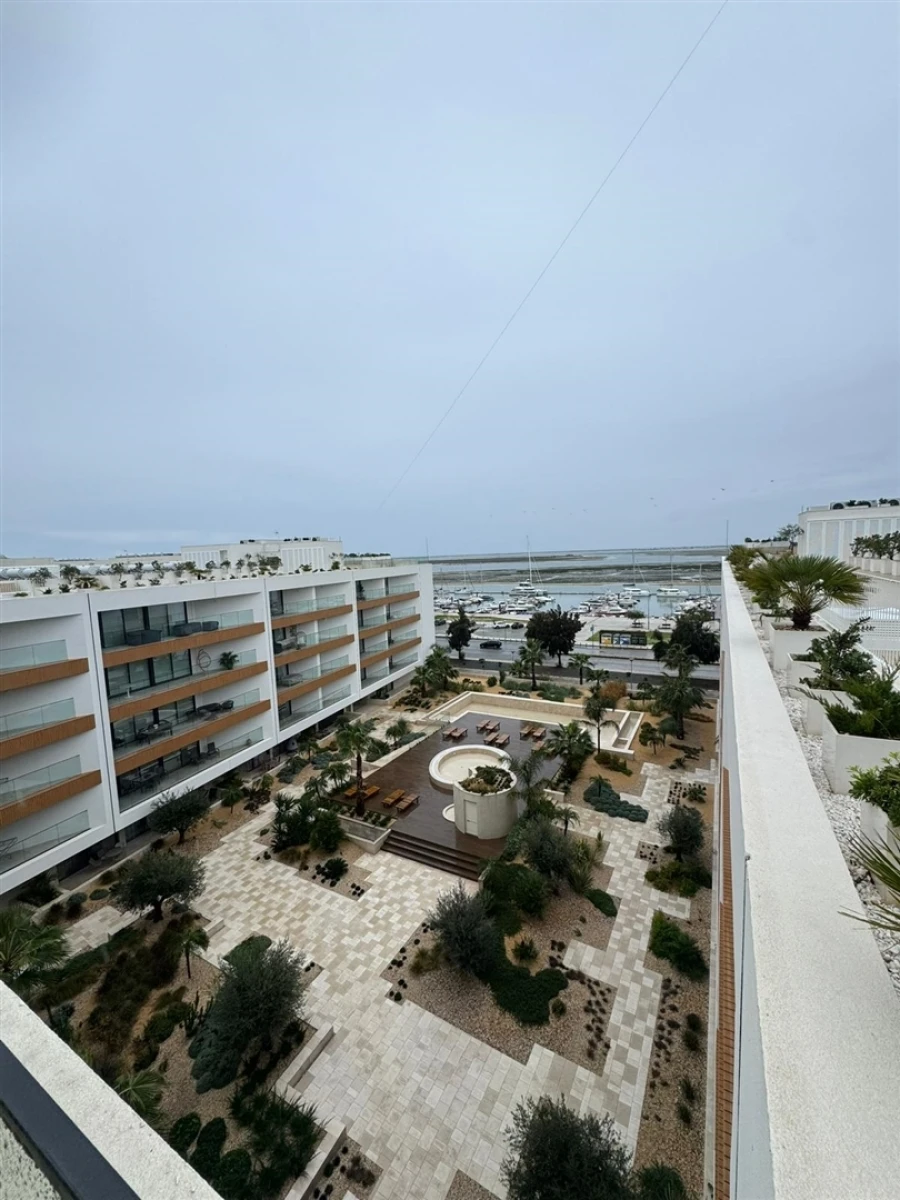 Apartamento T1 para Venda em Olhão Foto 15