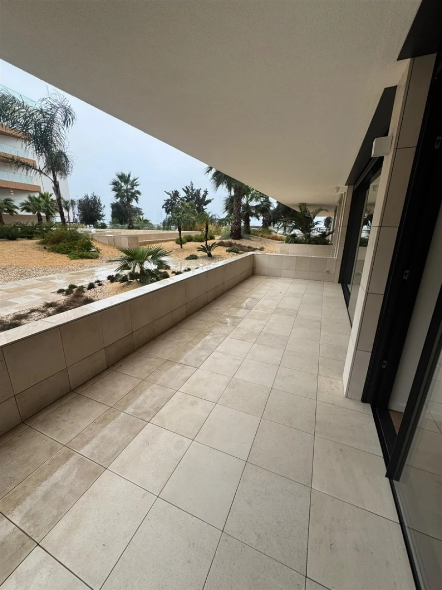 Apartamento T1 para Venda em Olhão Foto 7