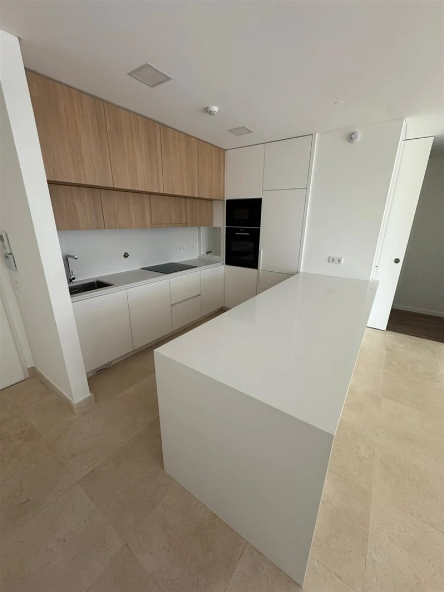 Apartamento T1 para Venda em Olhão Foto 4