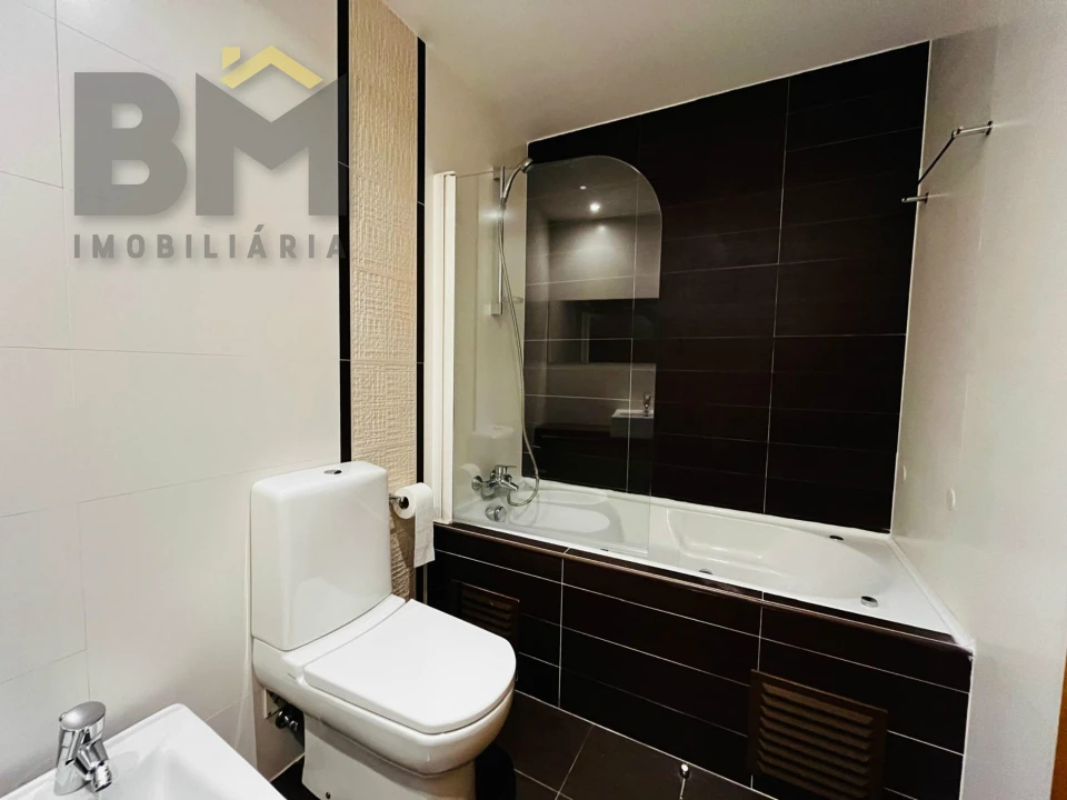 Apartamento T1 para Arrendamento em Castelo Branco Foto 10