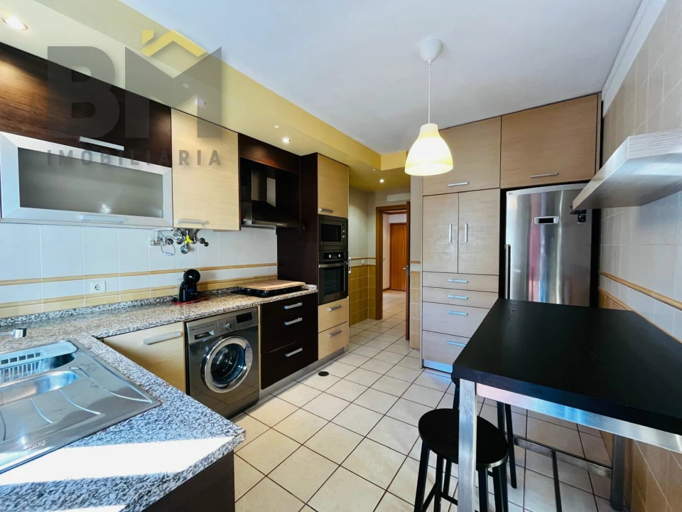 Apartamento T1 para Arrendamento em Castelo Branco Foto 5