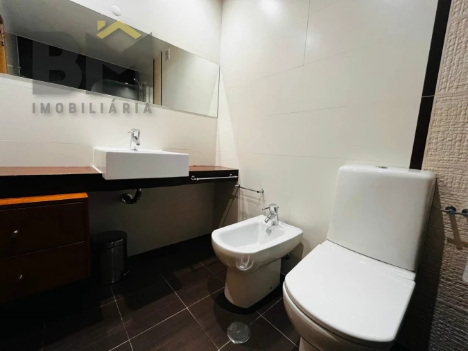 Apartamento T1 para Arrendamento em Castelo Branco Foto 11