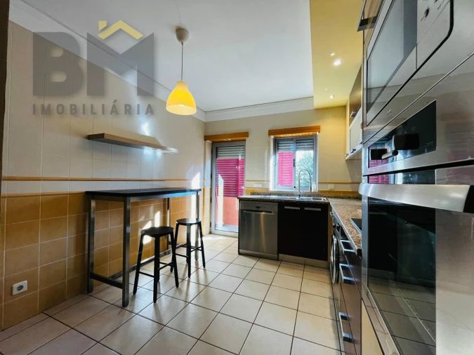 Apartamento T1 para Arrendamento em Castelo Branco Foto 4