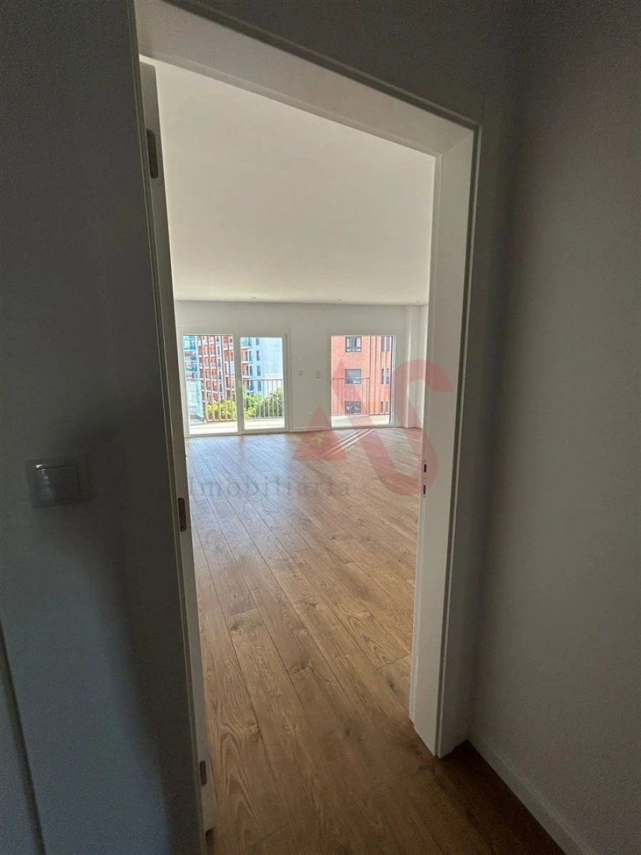 Apartamento T2 para Venda em Odivelas Foto 13